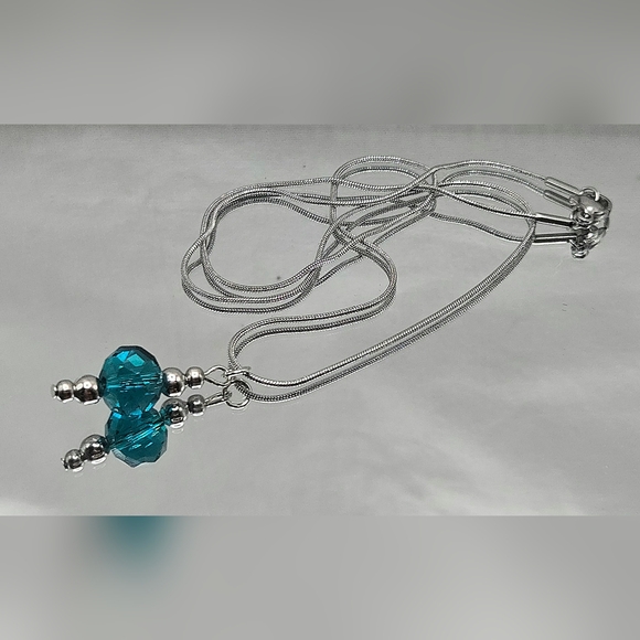 Elegant Silver and Blue Crystal Earrings - Picture 7 of 11